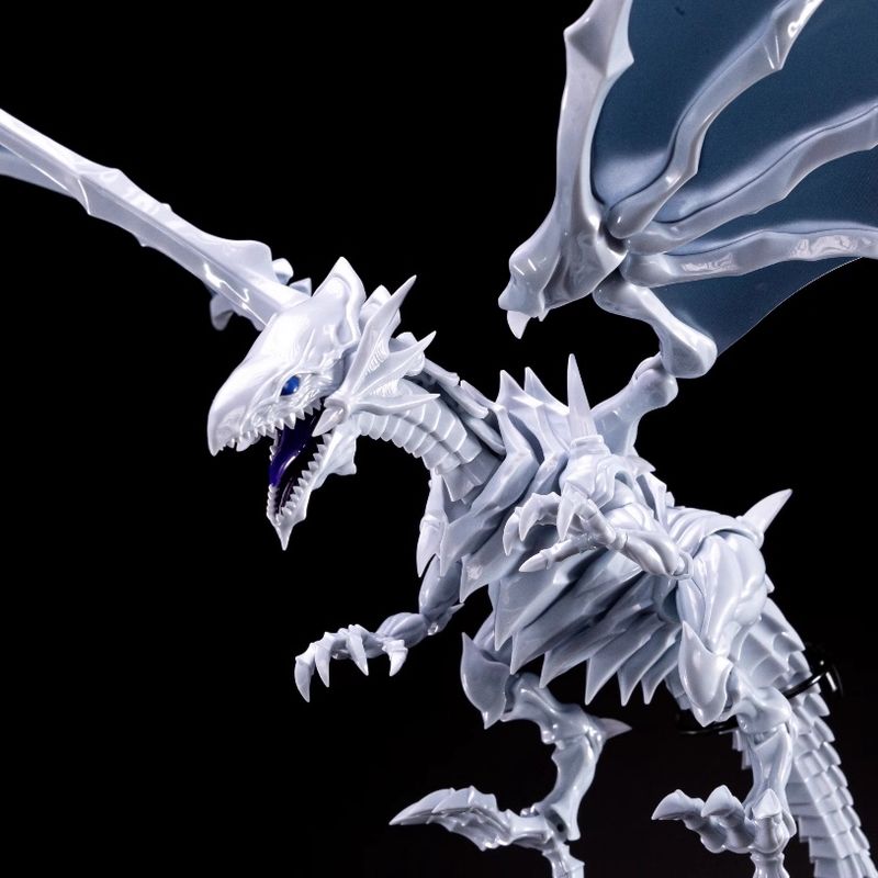 New Yu-Gi-Oh Blue-Eyes White D - огляд і ціна Model Kit Yugioh Bandai