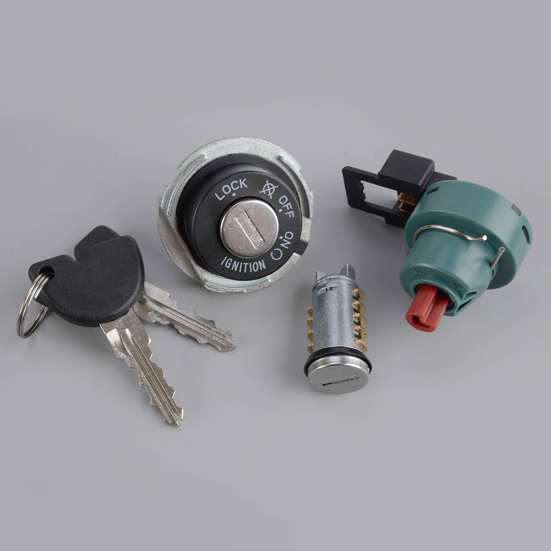 Ignition Switch Lock with Lock - огляд і ціна Model Kit Vespa